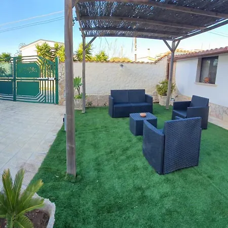 Apartment La Terrazza - 150m Dal Mare - Ampia Terrazza Privata+area Relax Arenella (Syracuse)